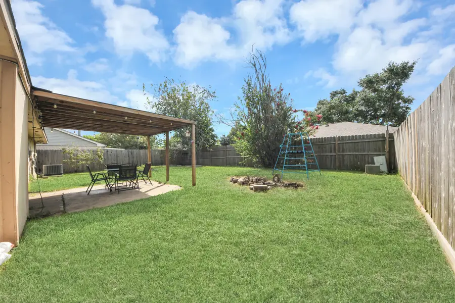 2519 Colonial Ridge Drive, Friendswood, TX 77546 - #2