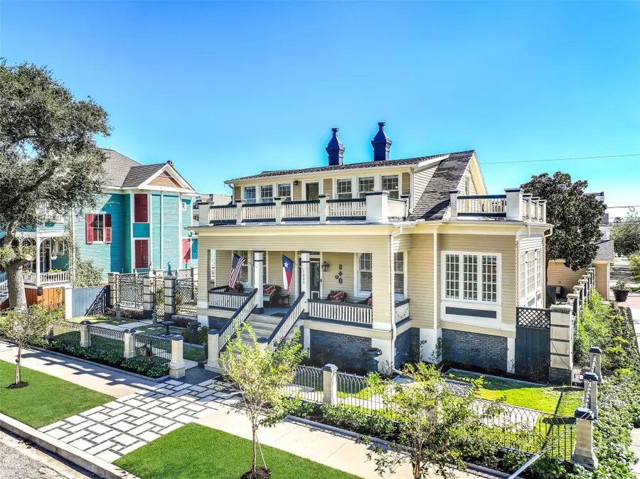 1227 Ball, Galveston, TX 77550 - Image #2