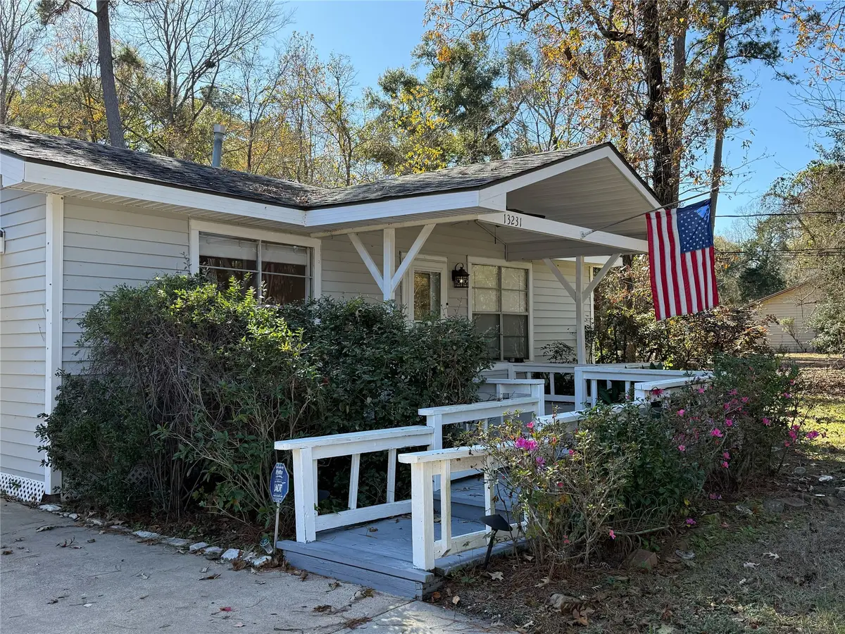 13231 Southshore Drive, Conroe, TX 77304 - Image #1