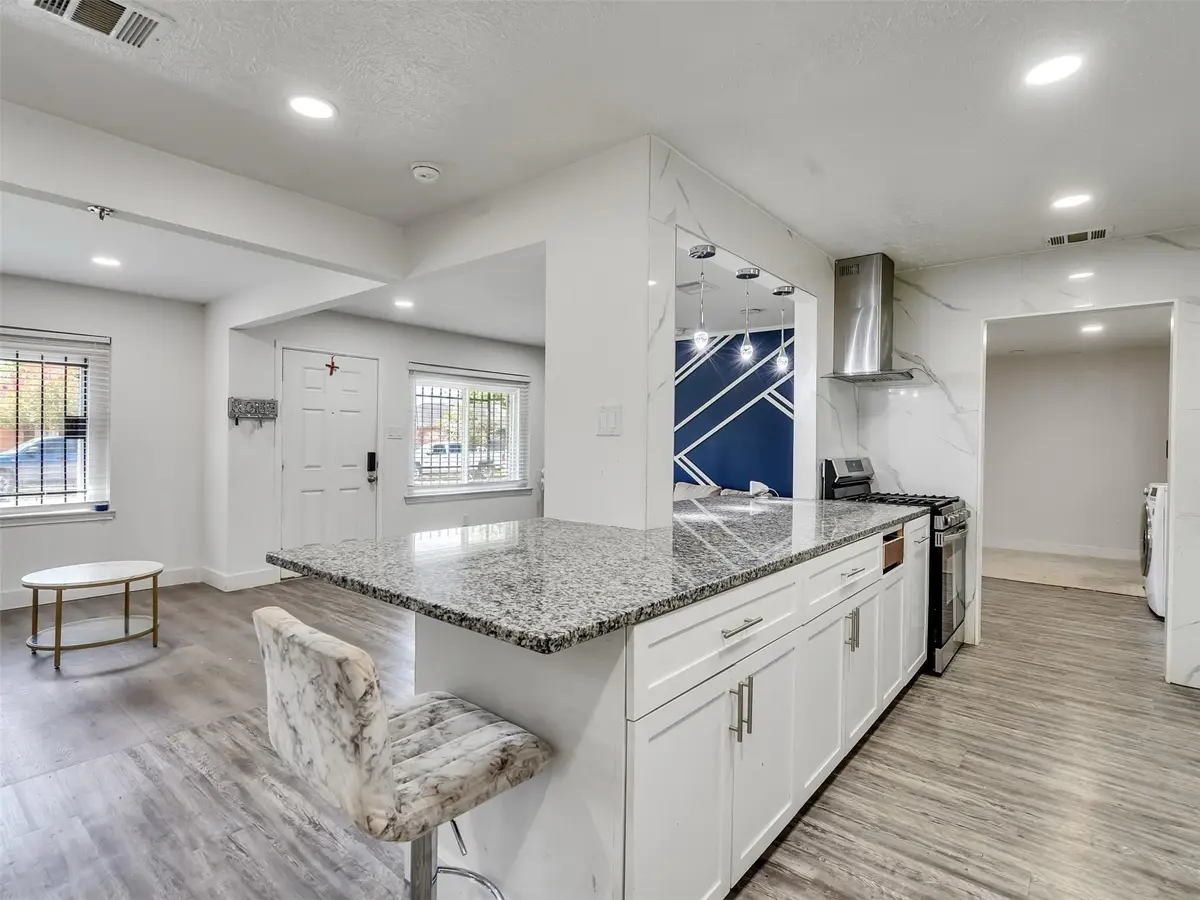 5739 Waterford Drive, Houston, TX 77033 - #1