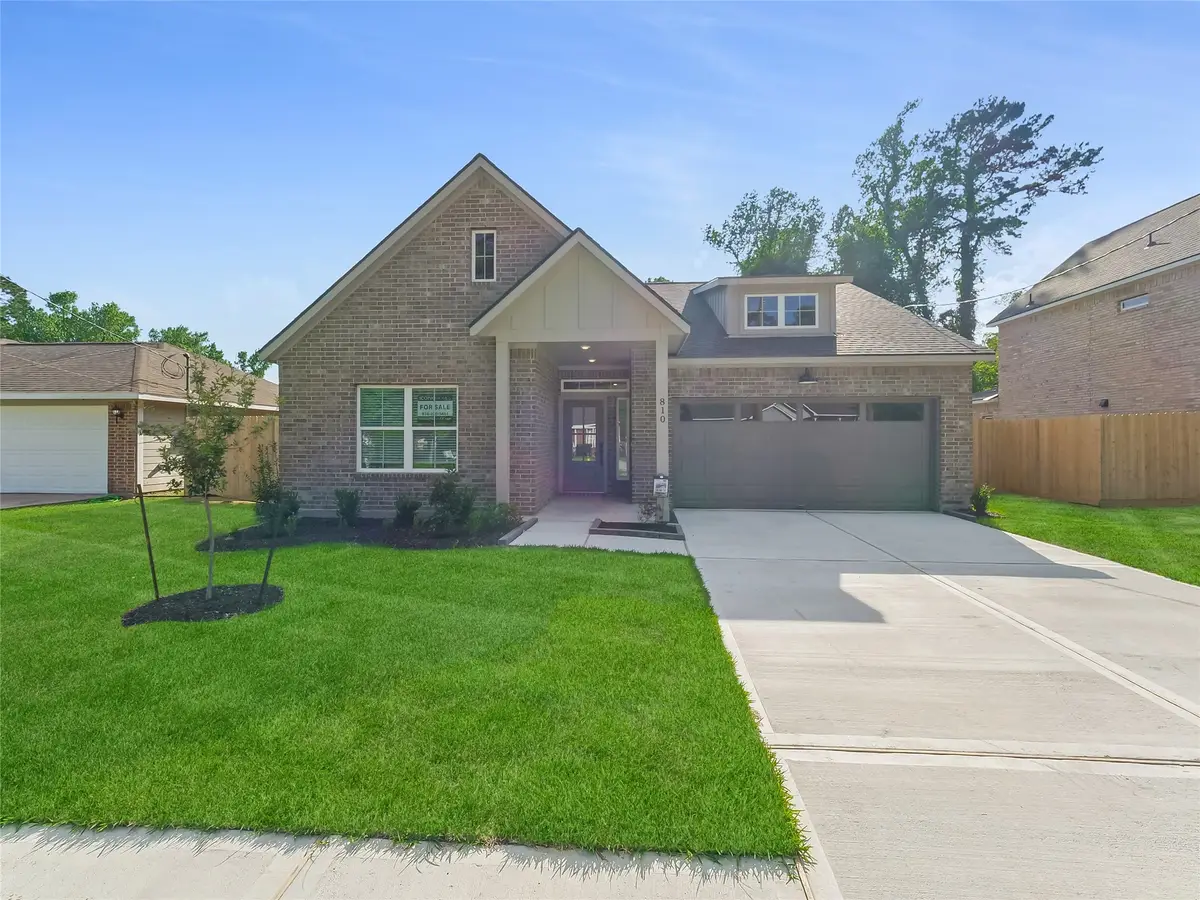 810 S Colbert Street, Dayton, TX 77535 - #1