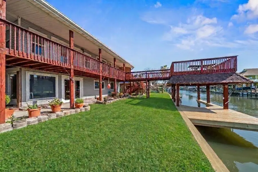 372 Ling Street, Hitchcock, TX 77563 - #2