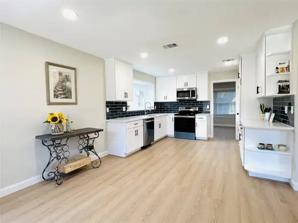 3003 Rifle Gap Lane, Sugar Land, TX 77478