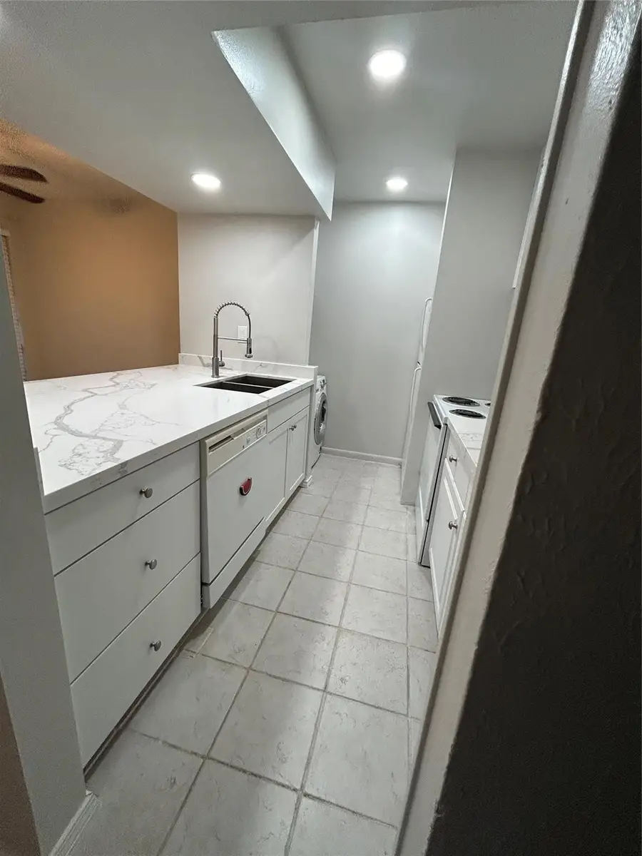 5343 Richmond Avenue #11, Houston, TX 77056 - #2