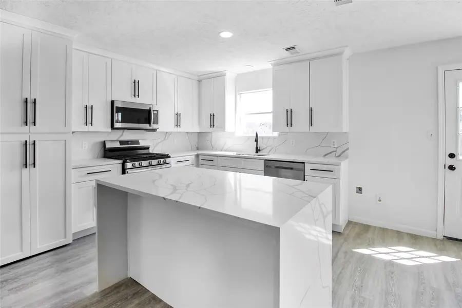 511 Chaseway Drive, Missouri City, TX 77489 - #3