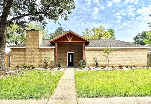 14307 Piping Rock, Houston, TX 77077