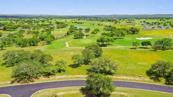 2711 Cliff Point, Spicewood, TX 78669