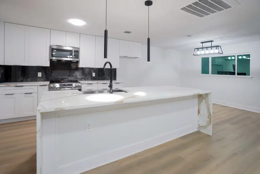 3510 Bellaire Boulevard, Houston, TX 77025 - #3