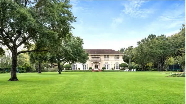103 W Caldwood Drive, Beaumont, TX 77707