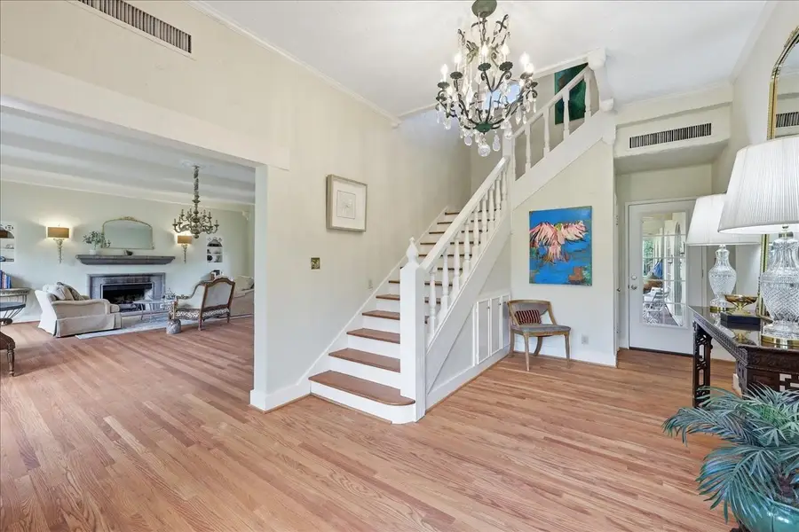 103 W Caldwood Drive, Beaumont, TX 77707 - #2