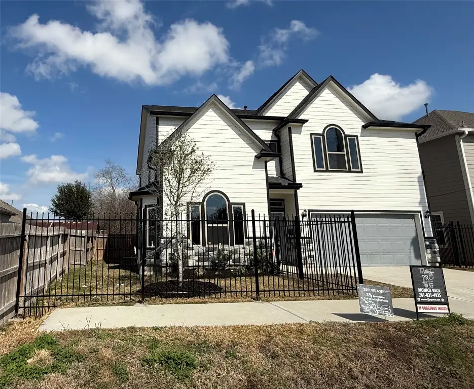 3337 Shelby Circle, Houston, TX 77051 - #1