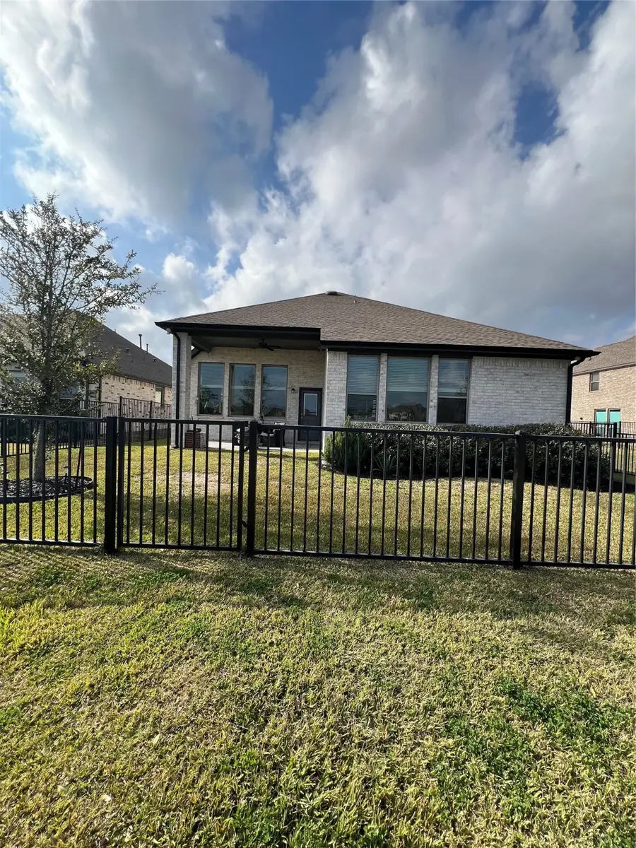 3102 Secret Lagoon Lane, Texas City, TX 77568 - Image #2