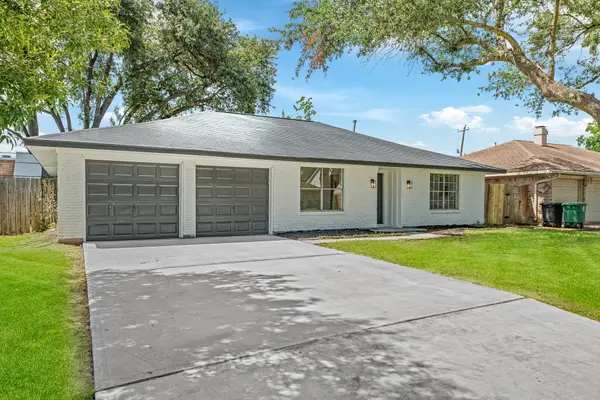 111 Princess Drive, Houston, TX 77034
