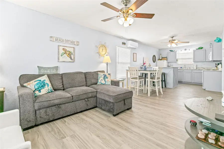 222 Ocean Avenue, Surfside Beach, TX 77541 - #3