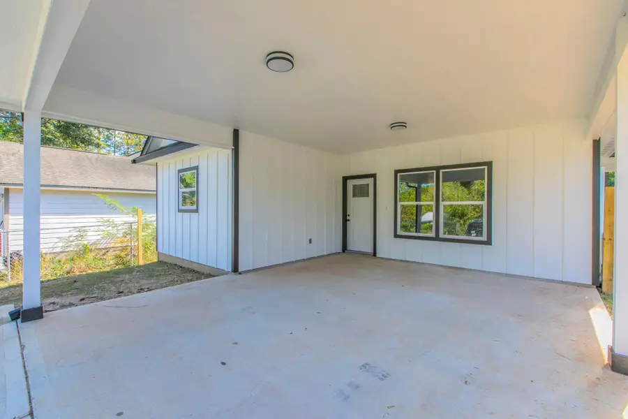 15591 Arrowhead Loop W, Willis, TX 77378 - Image #3