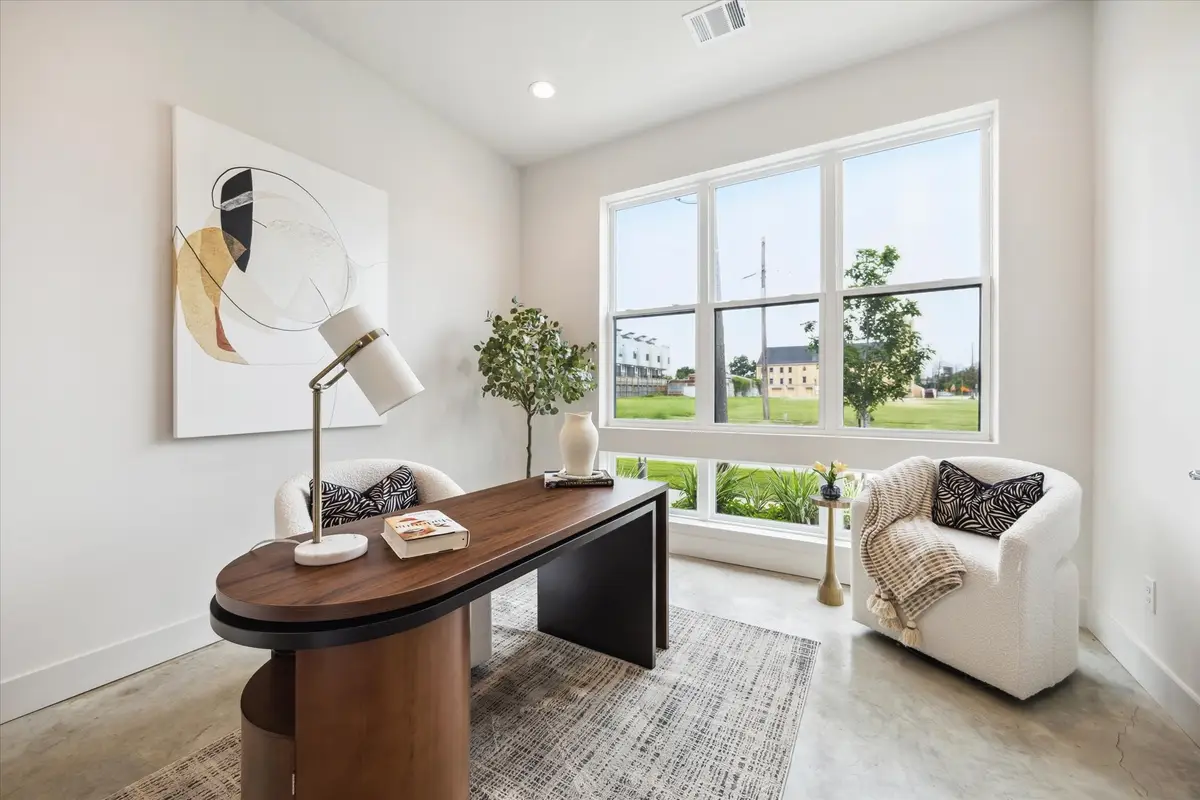 2113 Emancipation Avenue, Houston, TX 77003 - #1