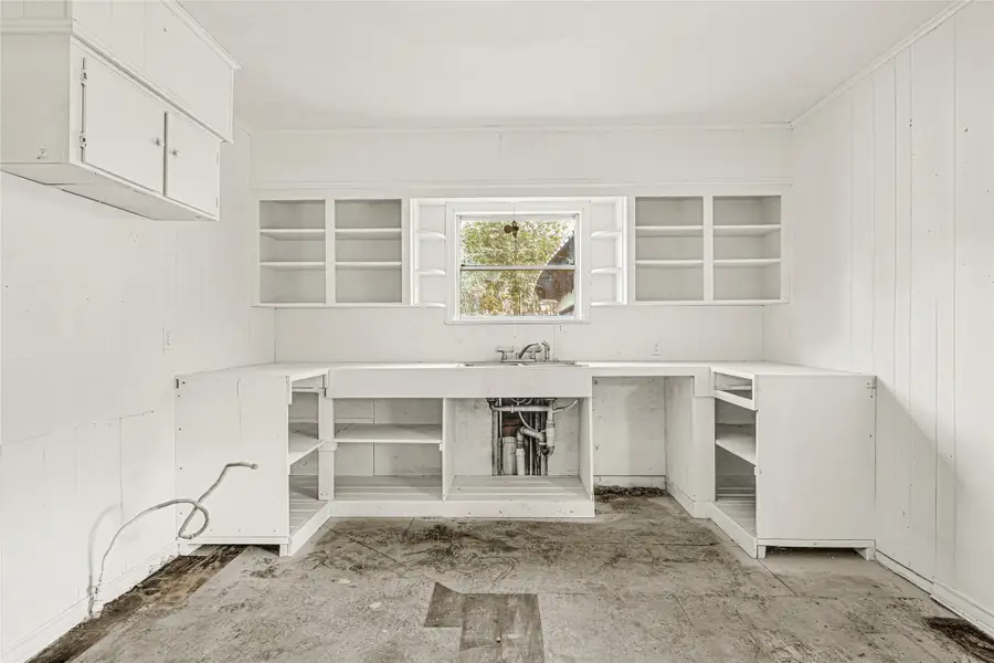 1202 N Roberson Street, Conroe, TX 77301 - Image #2