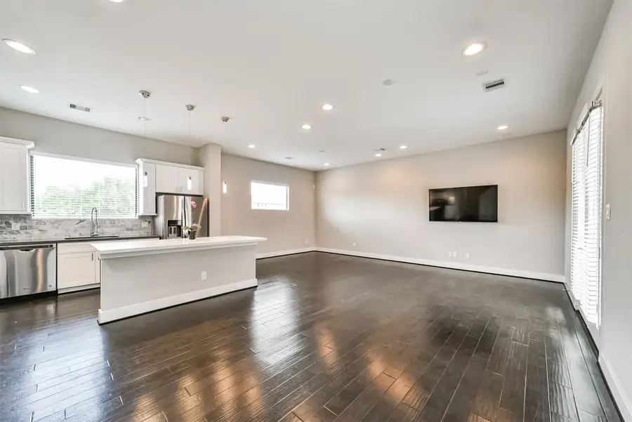 10806 Warwana Road #G, Houston, TX 77043 - #2