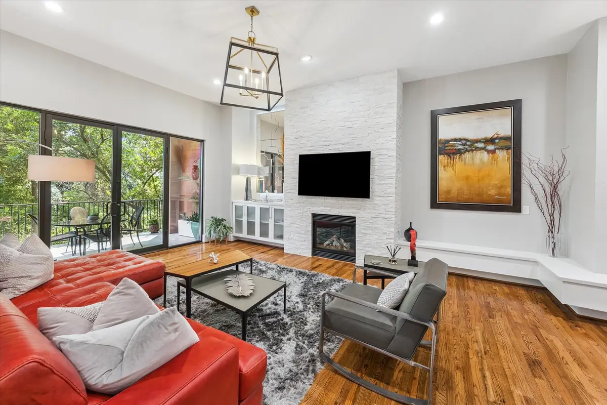 1901 W 14th 1/2 Street #C, Houston, TX 77008 - Image #1