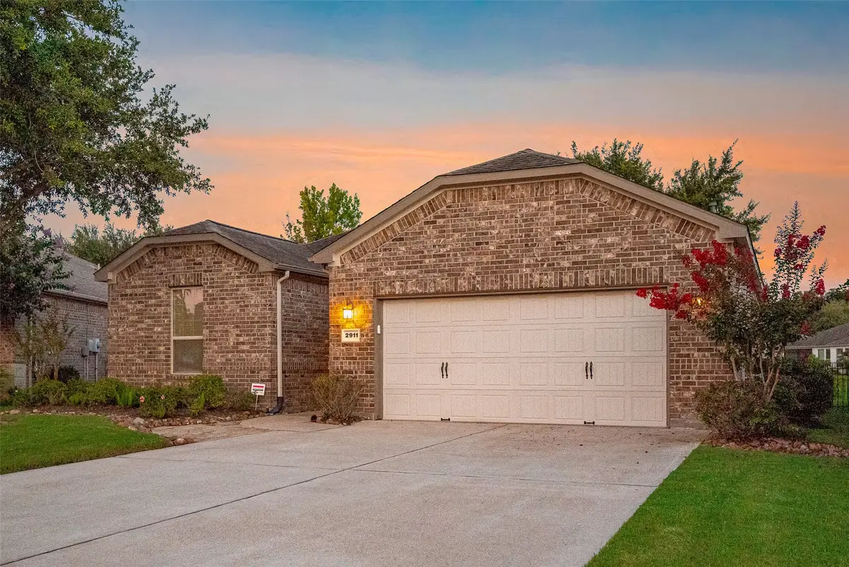 2911 Bur Oak Court, Richmond, TX 77469 - #1