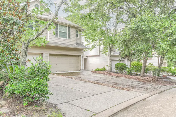 213 E Summerhaze Circle, Spring, TX 77382