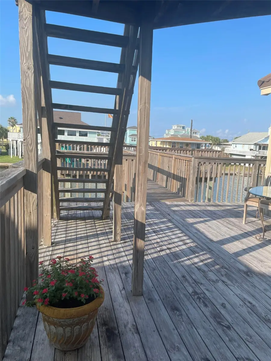 3710 Brewster Key Drive, Galveston, TX 77554 - Image #2