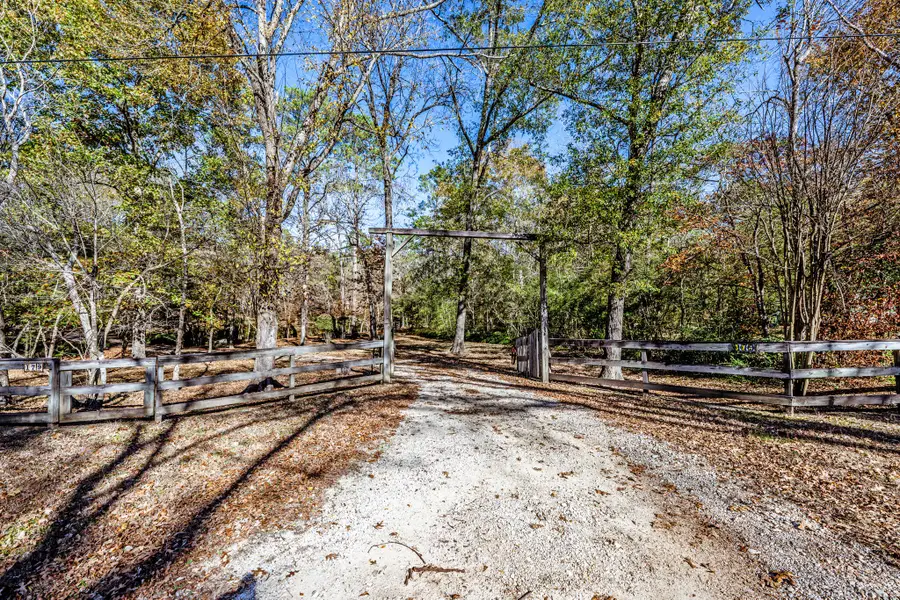 179 Main Street, Huntsville, TX 77340 - #3