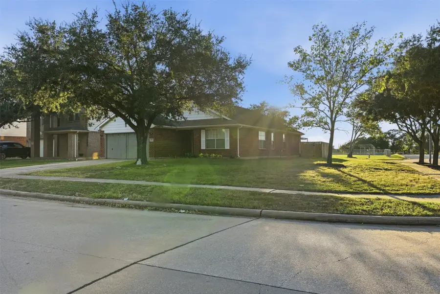 3747 Brighton Springs Lane, Katy, TX 77449 - Image #3