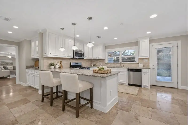 5323 Briarbend Drive, Houston, TX 77096 - Image #1