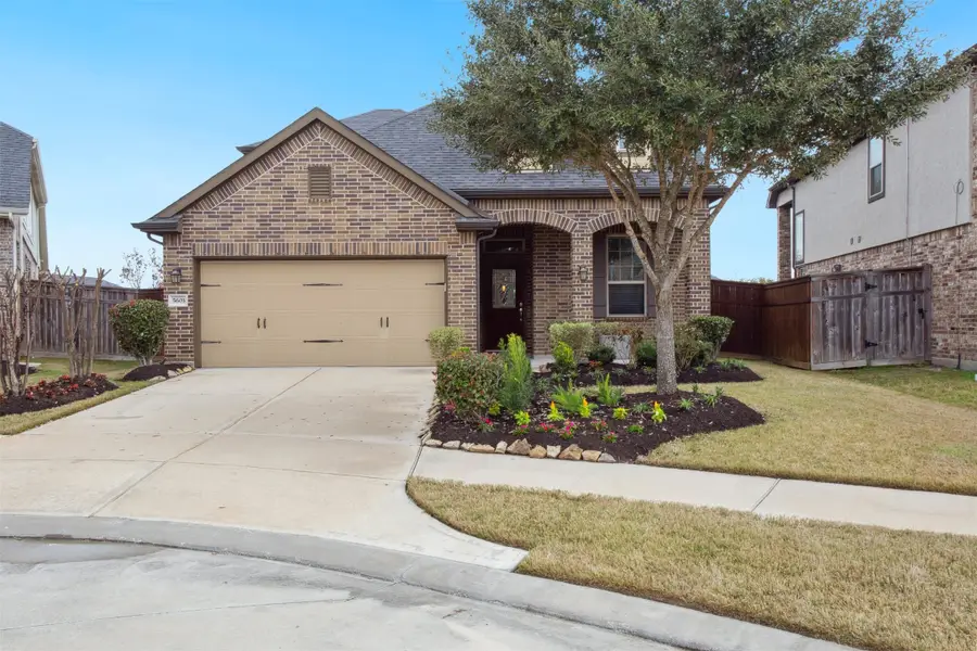 5603 Alexan Crest Drive, Fulshear, TX 77441 - Image #2