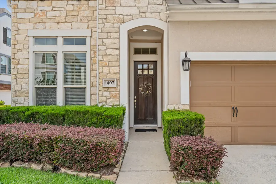 1407 Devonshire Manor Lane, Houston, TX 77055 - #2