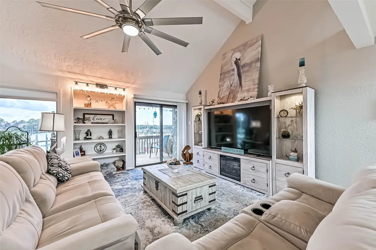 715 Davis Road, League City, TX 77573 - Image #1