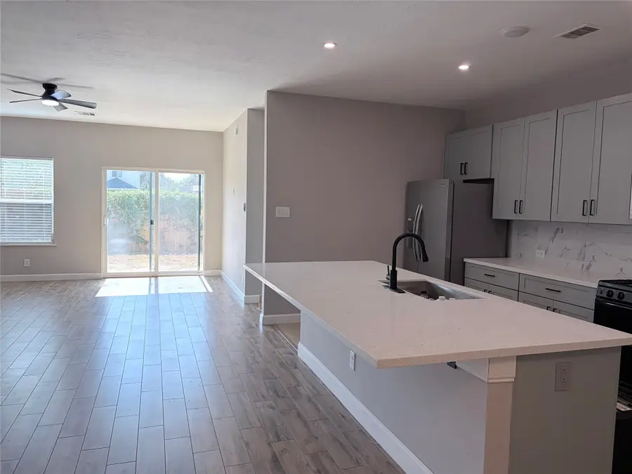 10910 Woodwind Shadows Drive, Cypress, TX 77433 - Image #3