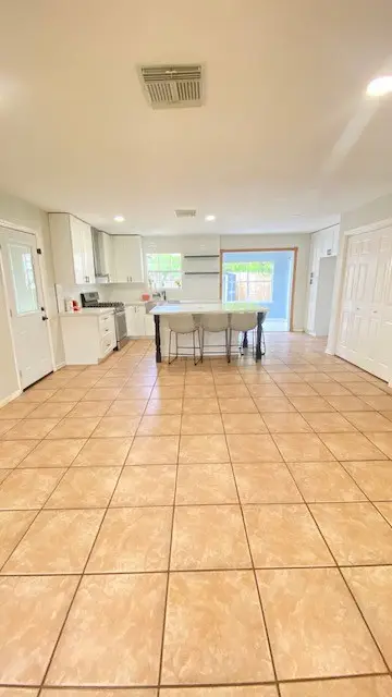 1022 Akron Street, Houston, TX 77029 - #2