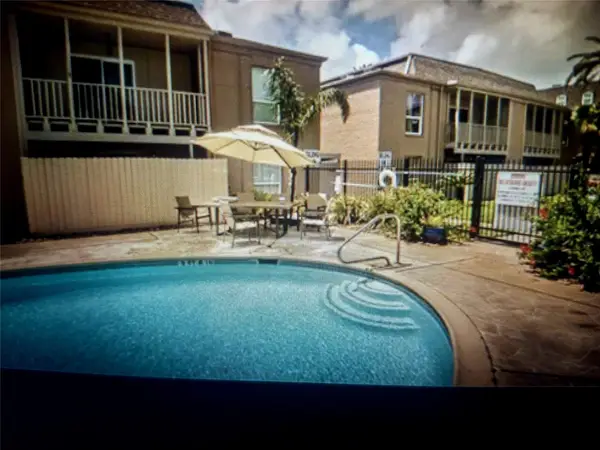 215 Post Office #706, Galveston, TX 77550