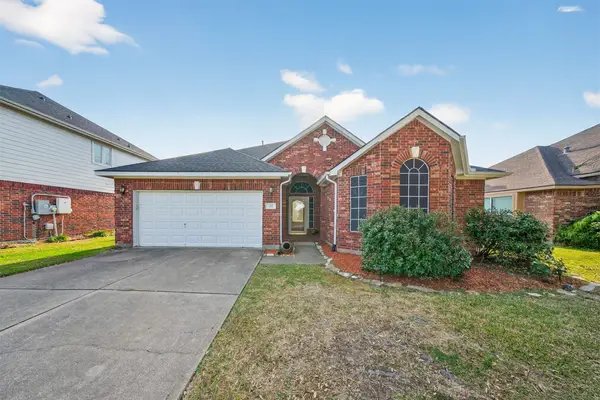 727 N Elder Grove Drive, Pearland, TX 77584