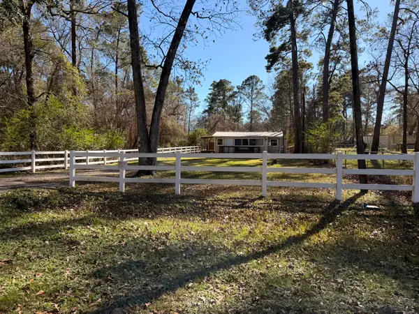 20107 Parkway Lane, Montgomery, TX 77356