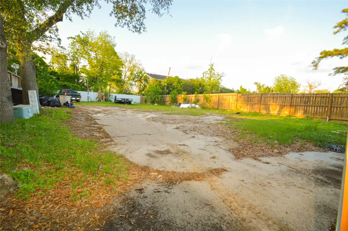 8474 Sonneville Drive, Houston, TX 77080 - #1