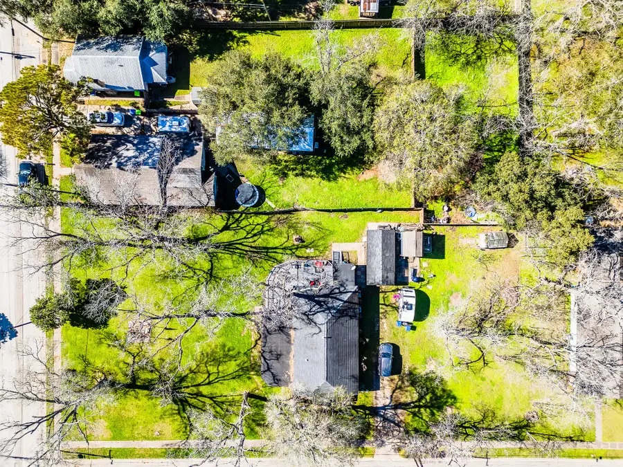 105 W Stockbridge Street, Eagle Lake, TX 77434 - #3