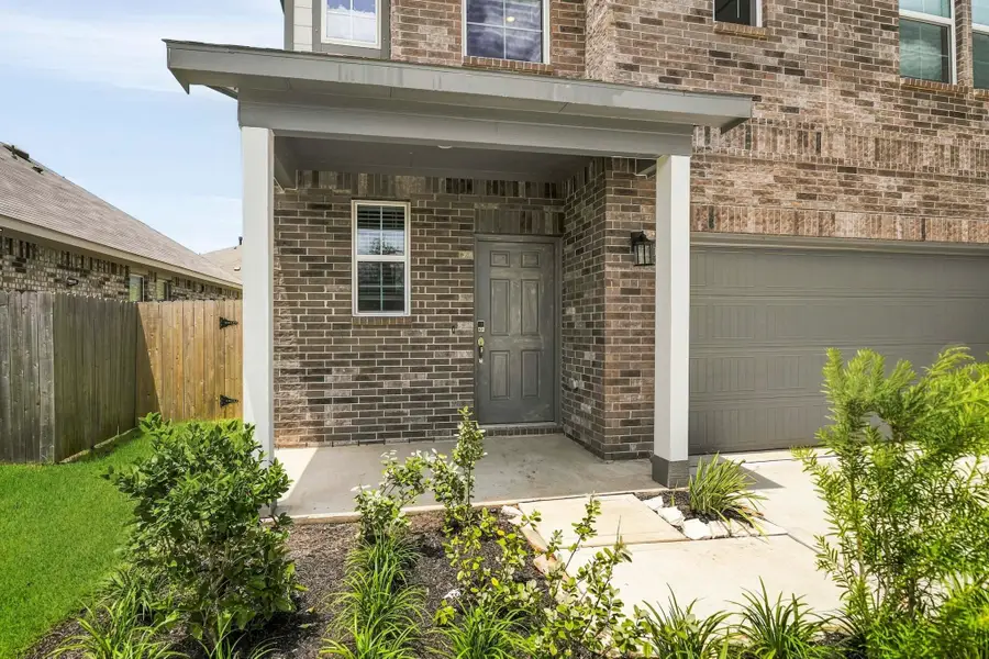 302 Amy Street, Angleton, TX 77515 - #2