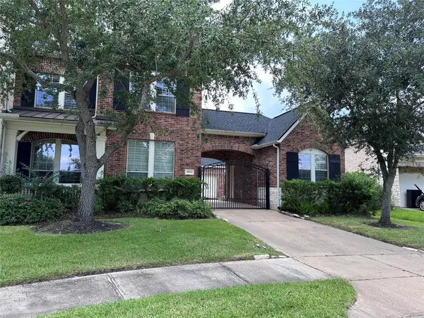 4514 Village Forest Drive, Sugar Land, TX 77479