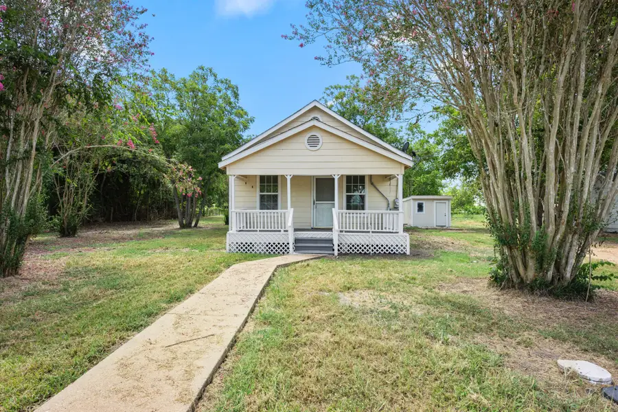 137 County Road 202, Weimar, TX 78962 - #2