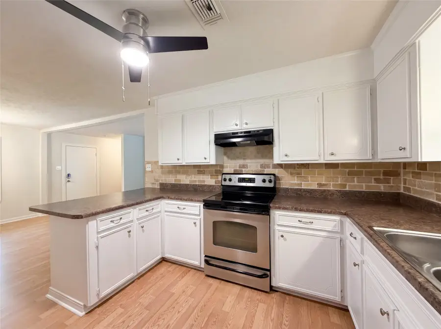 1001 Windy Drive, Brenham, TX 77833 - #2