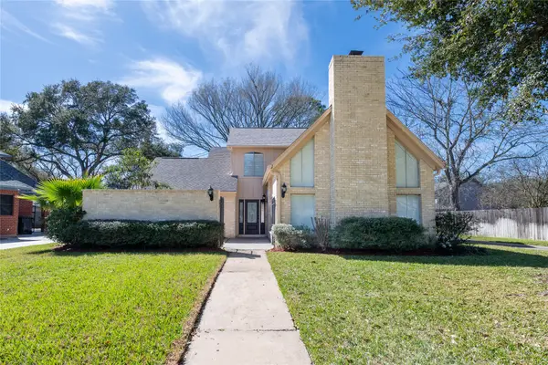 2542 Hodges Bend, Sugar Land, TX 77479