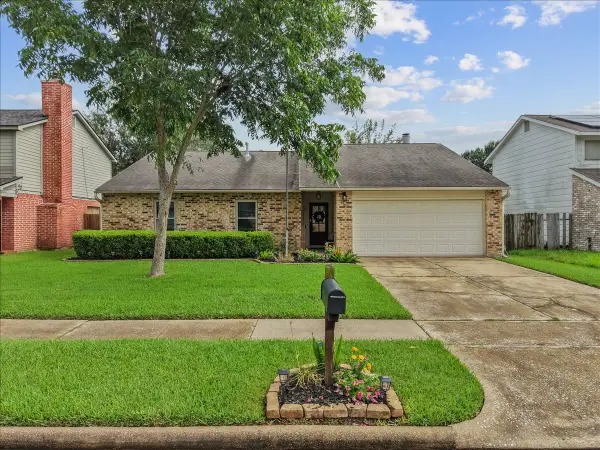 5413 Rock Springs Drive, La Porte, TX 77571