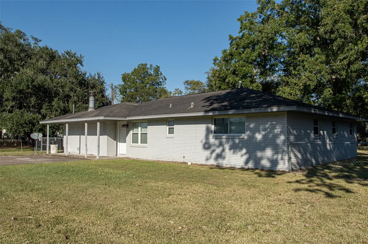 15443 San Jacinto Street, Hamshire, TX 77622 - Image #1
