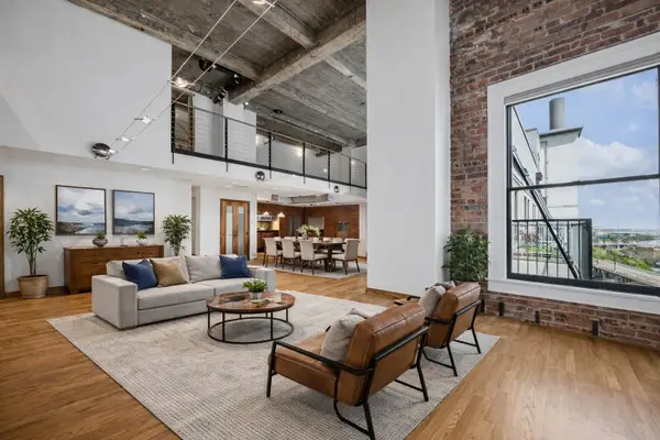 915 Franklin Street #9L, Houston, TX 77002