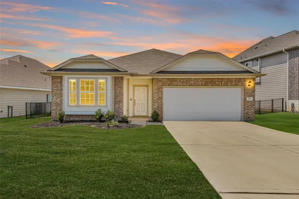 223 Shoreview Drive, Conroe, TX 77303