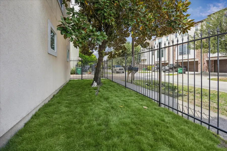 5507 Kansas Street, Houston, TX 77007 - #2