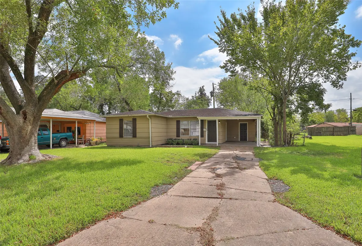 5418 Myrtlewood Street, Houston, TX 77033 - #1